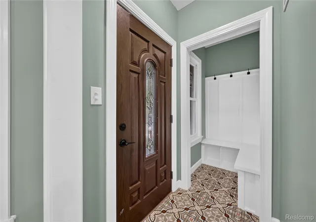 Photo 4 of Single family home for sale at 5012 Fischer St, Detroit, MI 48213 | MLS# 20261065036 | Listing updated on 2026-09-06