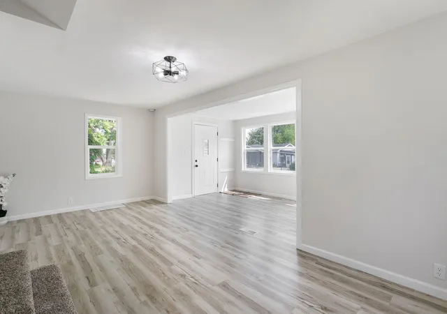 Photo 3 of Single family home for sale at 519 Superior St, Niles, MI 49120 | MLS# 69026043052 | Listing updated on 2026-09-14