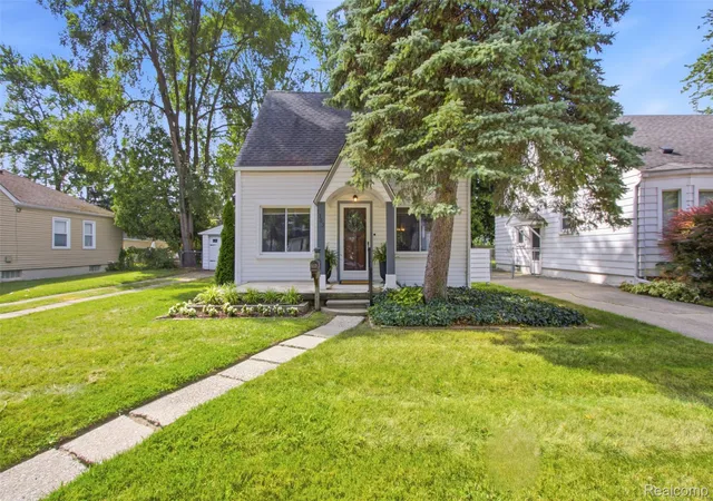 Photo 1 of Sale Pending at 1383 Princeton S, Berkley, MI 48072 | MLS# 20261065040 | Listing updated on 2026-09-04