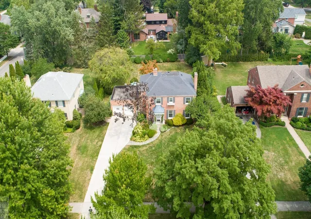 Photo 2 of Single family home for sale at 1024 Buckingham Rd, Grosse Pointe Park, MI 48230 | MLS# 58050218700 | Listing updated on 2026-08-17
