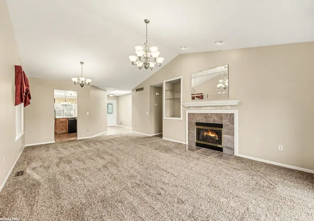 4th image of 52109 E Westgrove Ct Ct, Macomb, MI 48042 | MLS# 58050218704