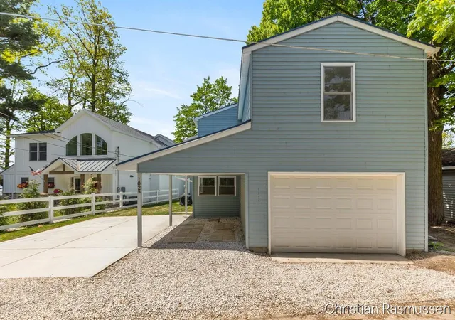 2nd image of 1025 Adams St Nw, Stanton, MI 48888 | MLS# 72026043081