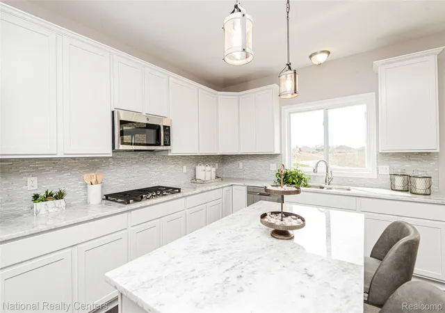 Photo 3 of Single family home for sale at 0025 Medford Hl Dr, Metamora, MI 48455 | MLS# 20261065087 | Listing updated on 2026-08-17