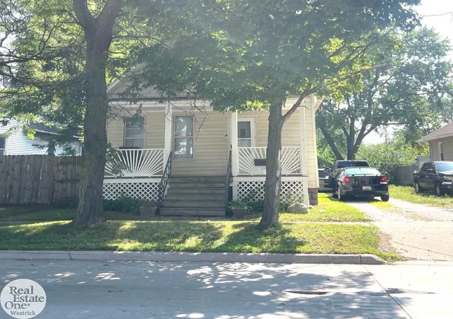 1st image of 1914 16th St, Port Huron, MI 48060 | MLS# 58050218708