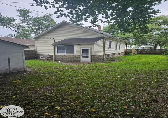 2nd image of 1914 16th St, Port Huron, MI 48060 | MLS# 58050218708