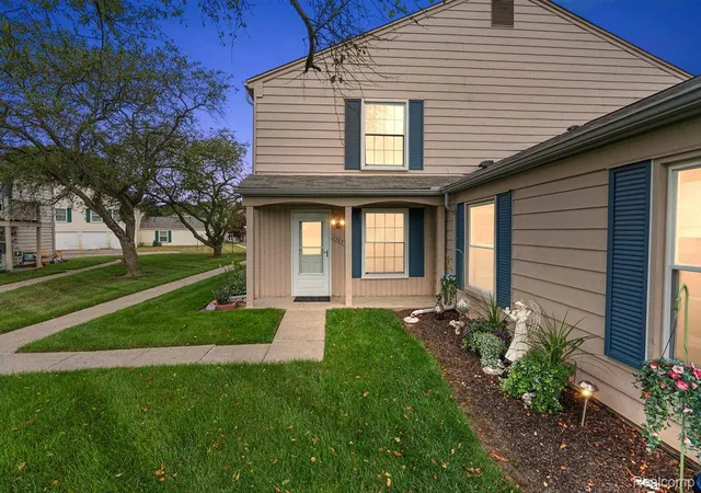 1st image of 2763 Fox Hollow Ct, Lake Orion, MI 48360 | MLS# 20261065099