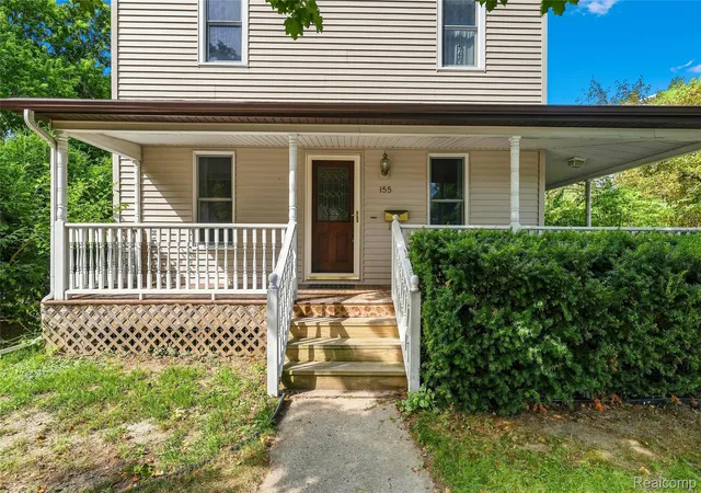 4th image of 155 Pine St, Lapeer, MI 48446 | MLS# 20261065102