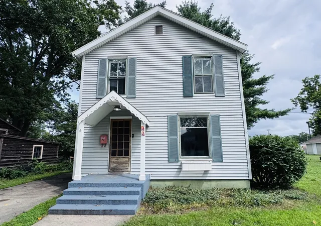 Photo 1 of Single family home for sale at 37 N Lincoln Ave, Niles, MI 49120 | MLS# 69026043100 | Listing updated on 2026-09-11
