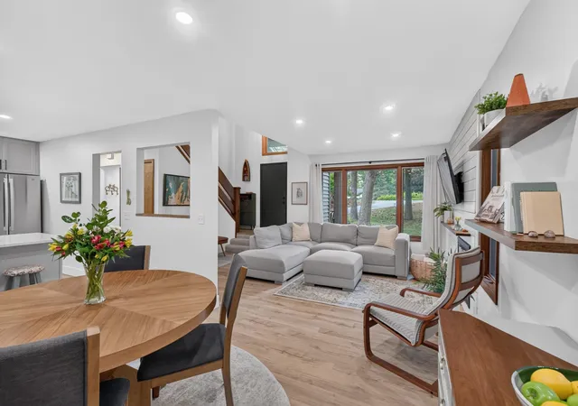 Photo 2 of Single family home for sale at 3552 Lookout Point, Traverse City, MI 49686 | MLS# 78080072429 | Listing updated on 2026-09-16