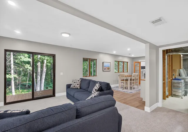 Photo 4 of Single family home for sale at 3552 Lookout Point, Traverse City, MI 49686 | MLS# 78080072429 | Listing updated on 2026-09-16
