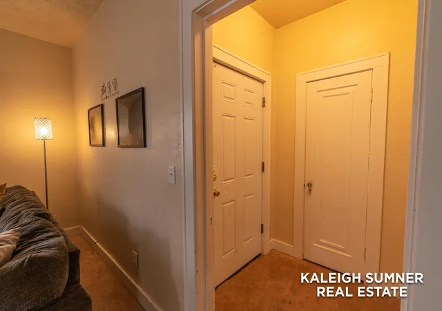Photo 3 of Single family home for sale at 1071 Irwin Ave, Muskegon, MI 49442 | MLS# 71026043106 | Listing updated on 2026-08-17