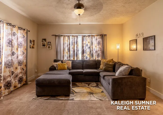 Photo 3 of Single family home for sale at 1071 Irwin Ave, Muskegon, MI 49442 | MLS# 71026043106 | Listing updated on 2026-08-17