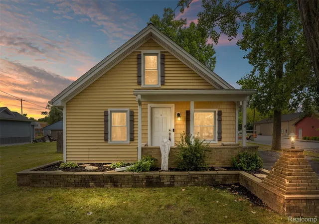 1st image of 4465 S Center Rd, Burton, MI 48519 | MLS# 20261065160