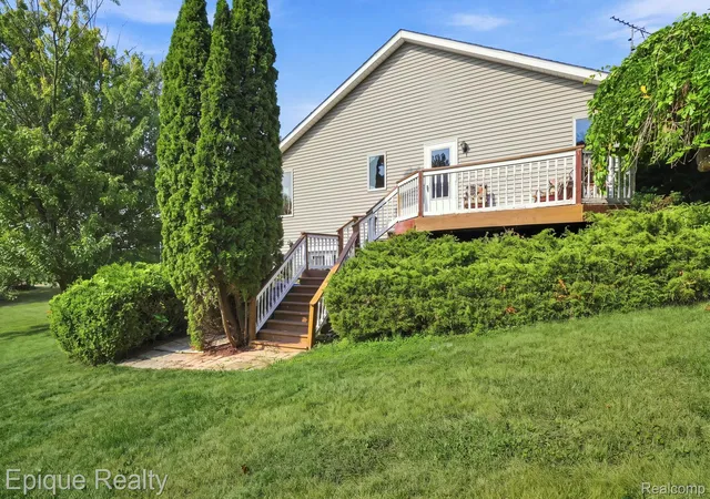 Photo 3 of Single family home for sale at 11315 Lippincott Blvd E, Davison, MI 48423 | MLS# 20261065161 | Listing updated on 2026-09-04