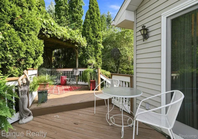 Photo 3 of Single family home for sale at 11315 Lippincott Blvd E, Davison, MI 48423 | MLS# 20261065161 | Listing updated on 2026-09-04