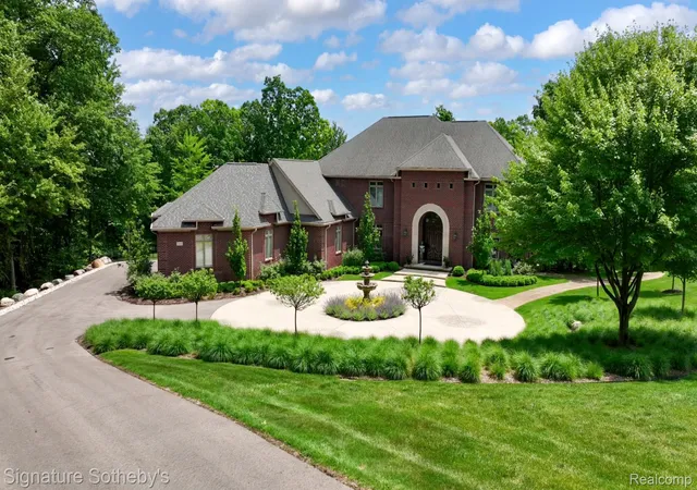 Photo 1 of Mansion for sale at 5001 Forest Valley, Clarkston, MI 48348 | MLS# 20261065164 | Listing updated on 2026-08-18