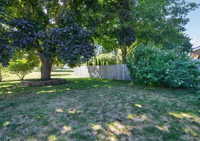 48th image of 501 Dale St, Flushing, MI 48433 | MLS# 20261065166