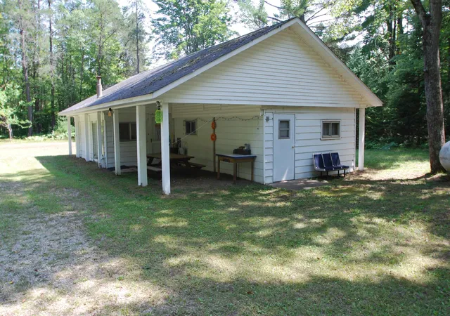 4th image of 5295 Cedar Lake Rd, Gladwin, MI 48624 | MLS# 77080072432