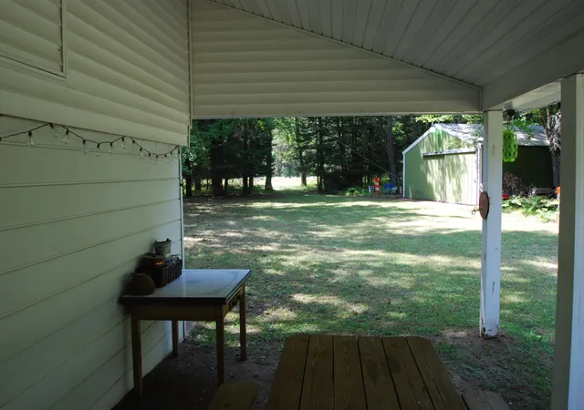 5th image of 5295 Cedar Lake Rd, Gladwin, MI 48624 | MLS# 77080072432