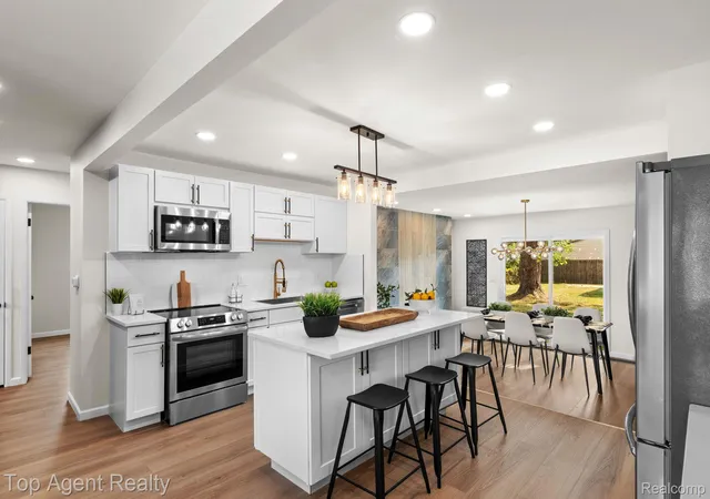 Photo 3 of Single family home for sale at 28012 Gladstone St, Saint Clair Shores, MI 48081 | MLS# 20261065188 | Listing updated on 2026-09-16
