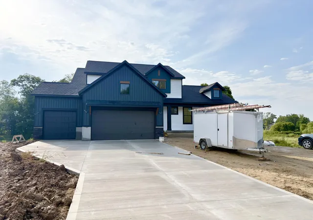 Photo 2 of Single family home for sale at 655 Sunfield Dr, Byron Center, MI 49315 | MLS# 65026043144 | Listing updated on 2026-09-02
