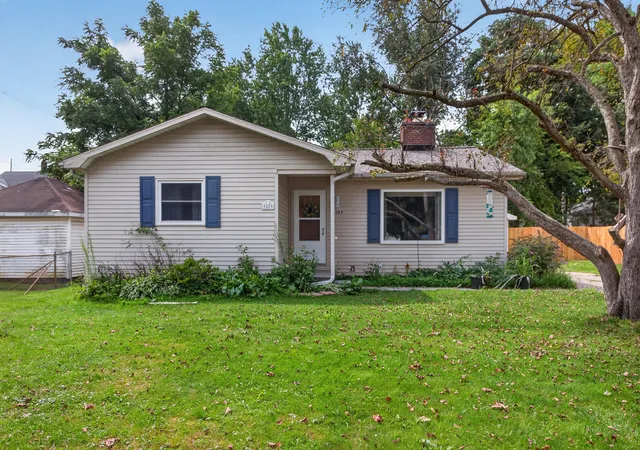 Photo 1 of Sale Pending at 3029 Key St, Jackson, MI 49202 | MLS# 55026043148 | Listing updated on 2026-09-10