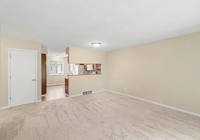Photo 2 of Condo for sale at 4950 Weston Ave, Kalamazoo, MI 49006 | MLS# 66026043145 | Listing updated on 2026-09-14
