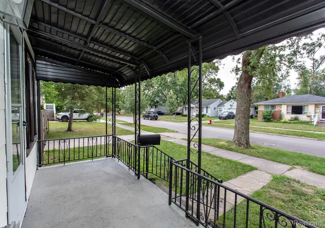 Photo 4 of Single family home for sale at 1453 Camden St, Ferndale, MI 48220 | MLS# 20261065195 | Listing updated on 2026-08-20