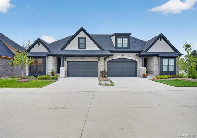 Photo 3 of Condo for sale at 2020 Breckenridge Ct, Rochester Hills City Oakland, MI 48307 | MLS# 20261065197 | Listing updated on 2026-09-06