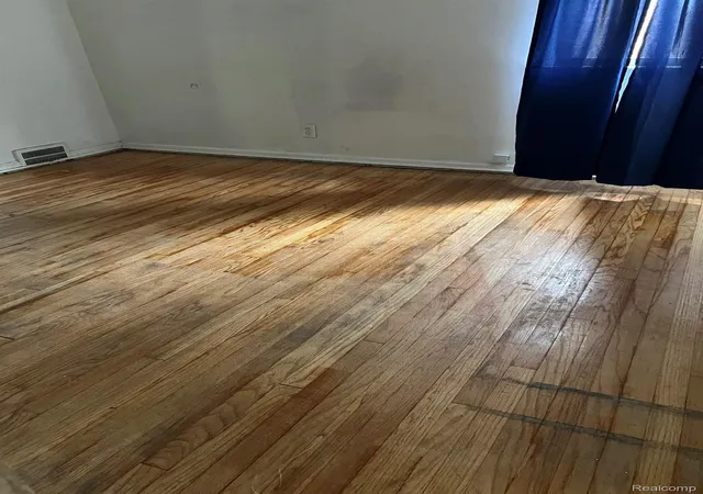 Photo 3 of Single family home for sale at 16617 Mendota St, Detroit, MI 48221 | MLS# 20261065202 | Listing updated on 2026-08-18