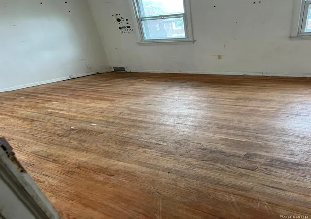 Photo 4 of Single family home for sale at 16617 Mendota St, Detroit, MI 48221 | MLS# 20261065202 | Listing updated on 2026-08-18
