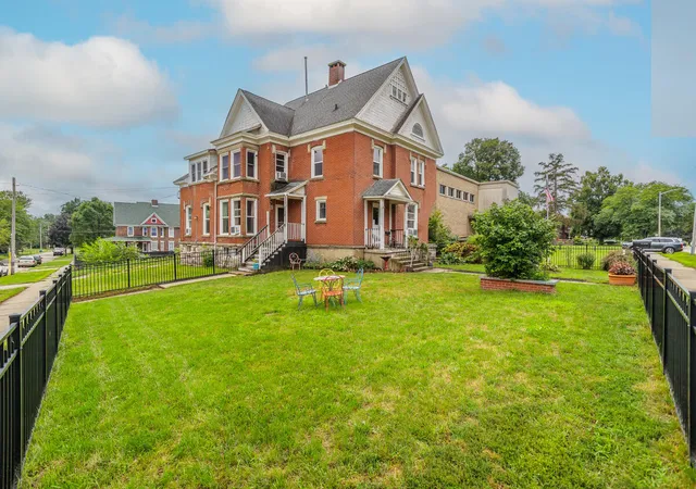 image of 312 Capital Ave Ne, Battle Creek, MI 49017 | MLS# 64026043151