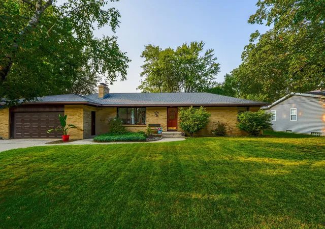 Photo 1 of Sale Pending at 4103 Omaha St Sw, Grandville, MI 49418 | MLS# 65026043162 | Listing updated on 2026-08-26
