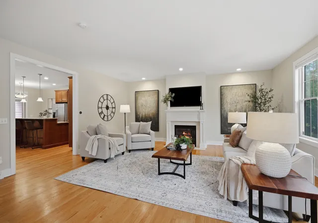 Photo 3 of Single family home for sale at 1010 Baldwin Ave, Ann Arbor, MI 48104 | MLS# 81026043165 | Listing updated on 2026-10-08