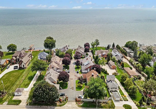 Photo 2 of Condo for sale at 33362 Jefferson Ave, Saint Clair Shores, MI 48082 | MLS# 20261065231 | Listing updated on 2026-09-09