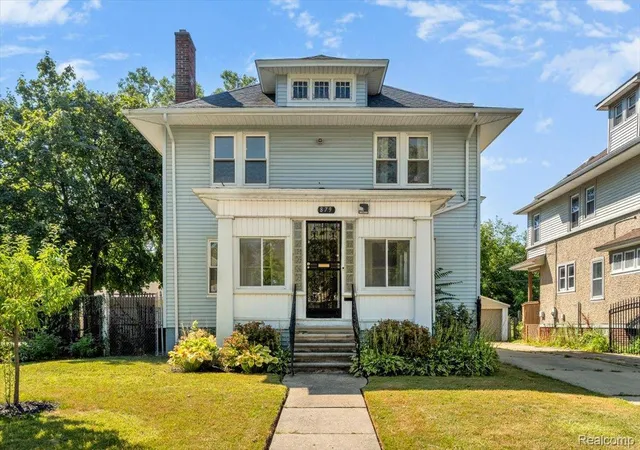 2nd image of 879 Lawrence St, Detroit, MI 48202 | MLS# 20261065230