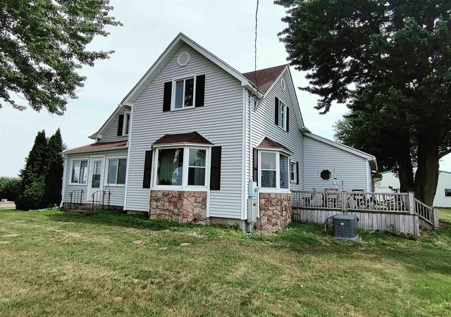 Photo 1 of Single family home for sale at 6153 Stamp Hwy, Blissfield, MI 49228 | MLS# 56050218758 | Listing updated on 2026-08-17