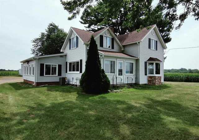 Photo 3 of Single family home for sale at 6153 Stamp Hwy, Blissfield, MI 49228 | MLS# 56050218758 | Listing updated on 2026-08-17