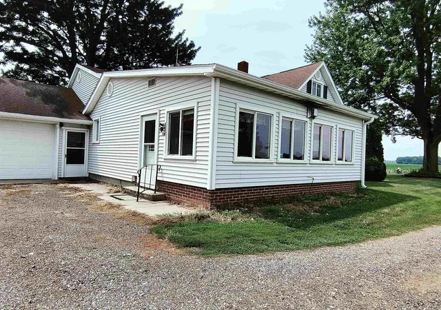 Photo 4 of Single family home for sale at 6153 Stamp Hwy, Blissfield, MI 49228 | MLS# 56050218758 | Listing updated on 2026-08-17