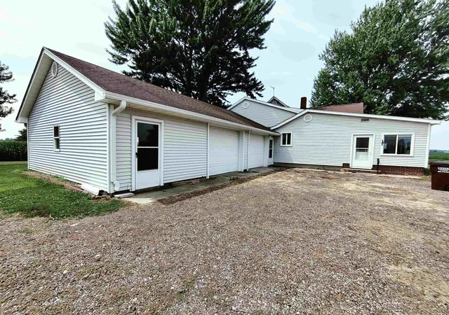 Photo 5 of Single family home for sale at 6153 Stamp Hwy, Blissfield, MI 49228 | MLS# 56050218758 | Listing updated on 2026-08-17