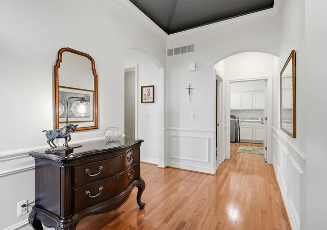 Listing Photo 5 - Condo for sale in building located at 40466 Juniper Ct, Clinton Township, MI 48036