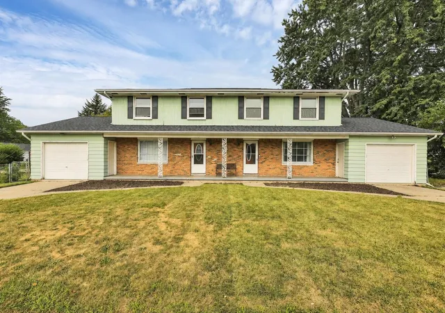 1st image of 309 Elmwood Rd, Lansing, MI 48917 | MLS# 65026043172
