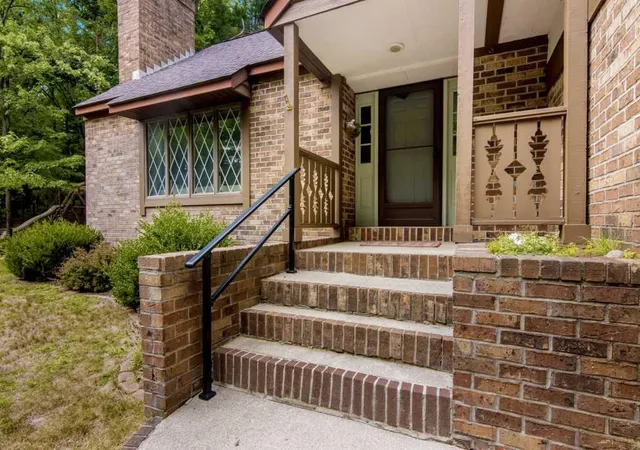 Photo 3 of Single family home for sale at 3706 Holiday Village Rd, Traverse City, MI 49686 | MLS# 77080072439 | Listing updated on 2026-08-30