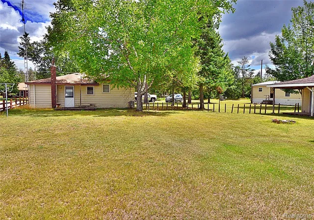 3rd image of 2091 Voight Rd, Saint Helen, MI 48656 | MLS# 20261065271