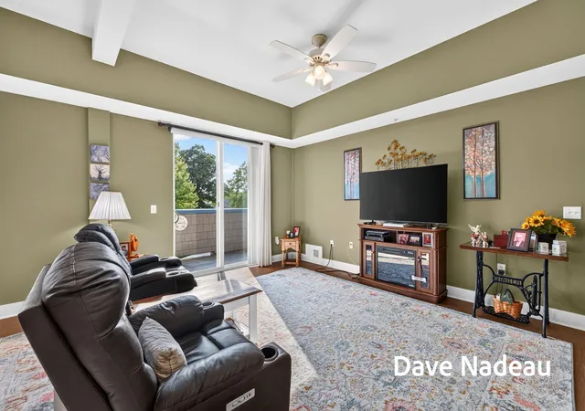 3rd image of 529 Miller Dr #204, Grand Haven, MI 49417 | MLS# 71026043183