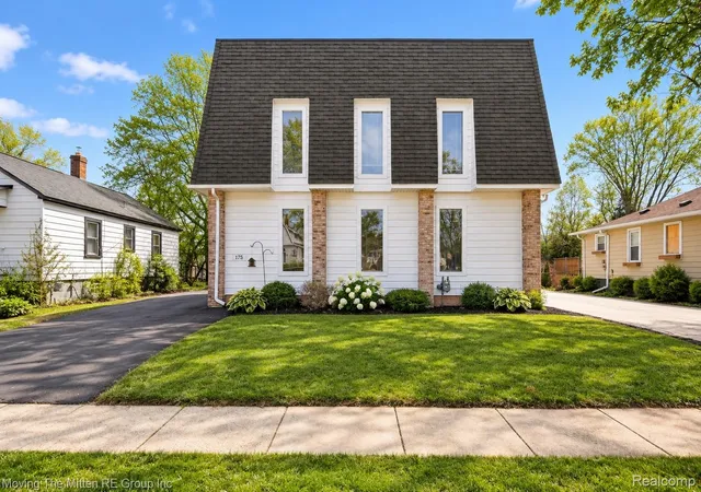 Photo 1 of Single family home for sale at 175 2nd Street, Belleville, MI 48111 | MLS# 20261065288 | Listing updated on 2026-10-26