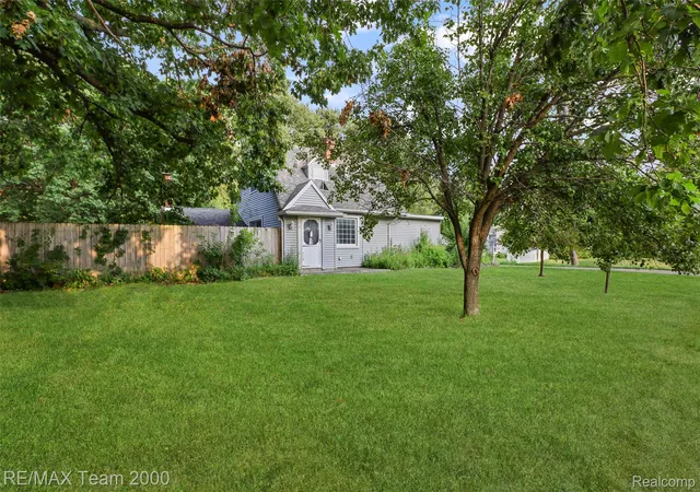 Photo 2 of Single family home for sale at 12930 Beech Daly Rd, Redford, MI 48239 | MLS# 20261065296 | Listing updated on 2026-08-18