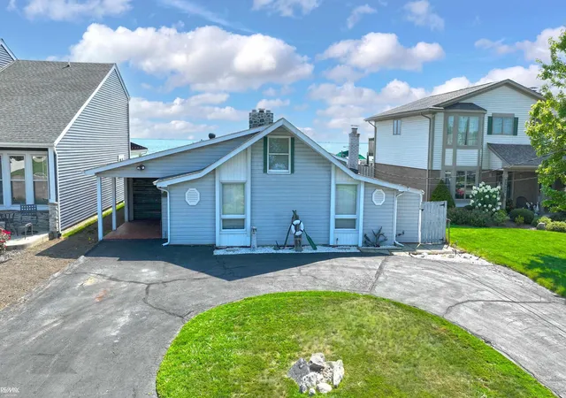 1st image of 37854 Lakeshore Dr, Harrison Township, MI 48045 | MLS# 58050218776