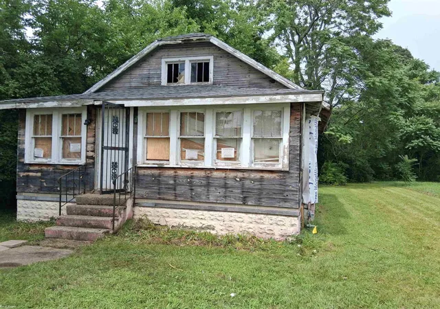 Photo 1 of Single family home for sale at 1177 Highland Ave, Benton Harbor, MI 49022 | MLS# 58050218778 | Listing updated on 2026-08-17
