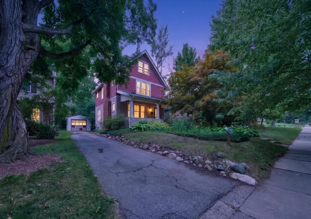 2nd image of 1213 W Liberty St, Ann Arbor, MI 48103 | MLS# 81026043197